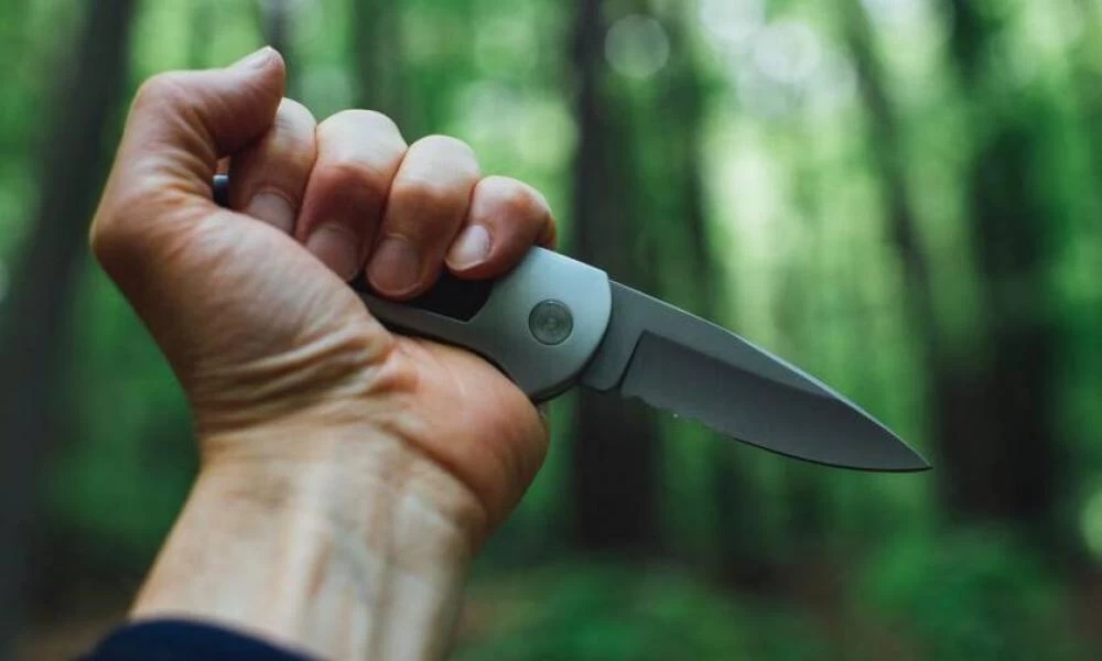 Πάτρα: Μαχαίρωσε τη γυναίκα του στον ύπνο της - «Ζητώ συγγνώμη από τα παιδιά μου»